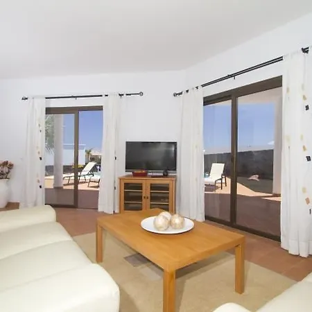 Blancas Otel